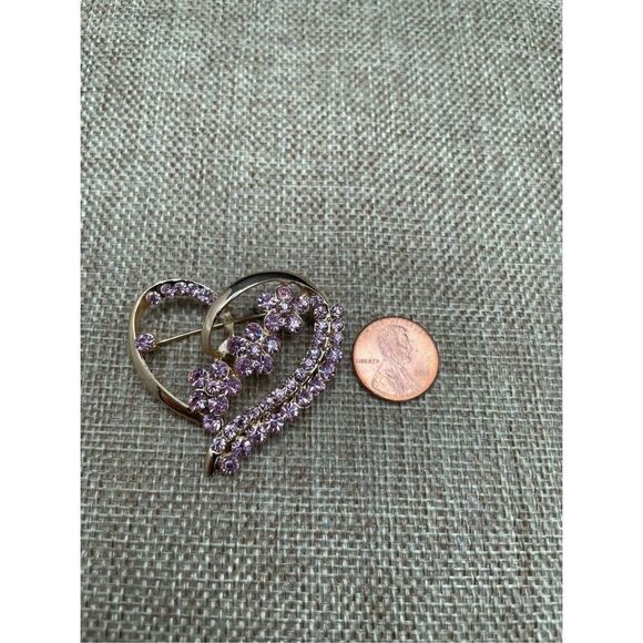 Valentines Bundle of 2 Pieces Pink Heart Broach pink Beaded Bracelet - Picture 3 of 8